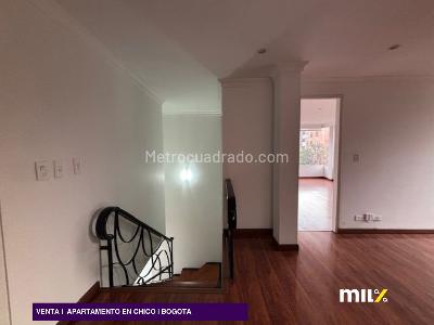 Apartamento de 3 alcobas en venta en Chico, Bogotá, 215 m² · foto 7 de 14
