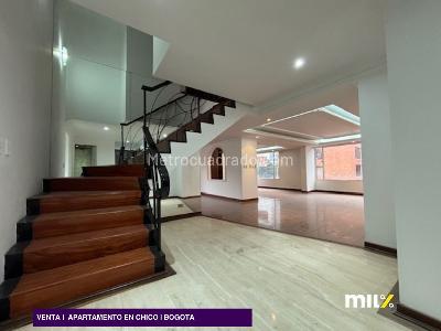 Apartamento de 3 alcobas en venta en Chico, Bogotá, 215 m² · foto 8 de 14