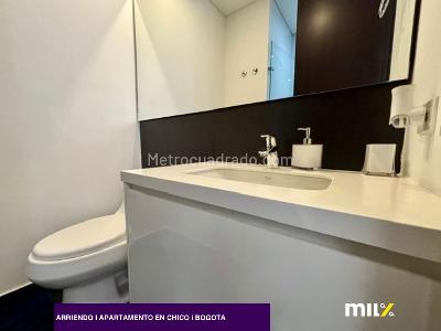 Apartamento de 2 alcobas en arriendo en Chico Reservado, Bogotá, 98 m² · foto 10 de 12