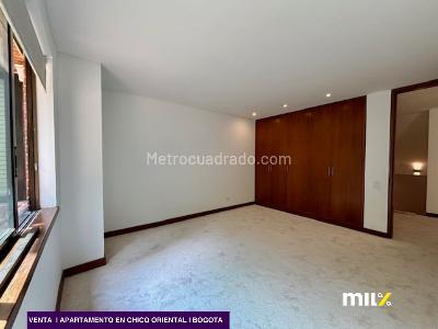 Apartamento de 3 alcobas en venta en Chico Oriental, Bogotá, 253 m² · foto 20 de 20