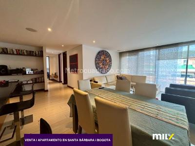Apartamento de 3 alcobas en venta en Santa Barbara Occidental, Bogotá, 114 m² · foto 2 de 17