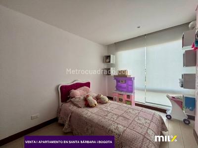 Apartamento de 3 alcobas en venta en Santa Barbara Occidental, Bogotá, 114 m² · foto 13 de 17