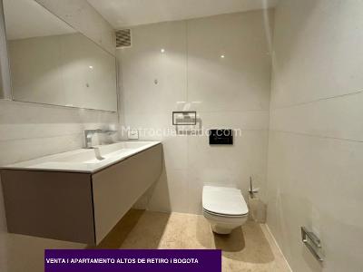 Apartamento de 2 alcobas en venta en Refugio Alto, Bogotá, 134 m² · foto 15 de 17
