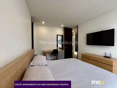 Apartamento de 2 alcobas en venta en Chico Reservado, Bogotá, 88 m² · foto 8 de 12