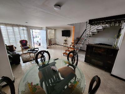 Casa de 4 alcobas en venta en Armenia, Armenia, 155 m² · foto 2 de 20