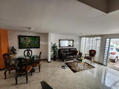 Casa de 4 alcobas en venta en Armenia, Armenia, 155 m² · foto 3 de 20