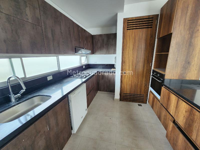 Apartamento en Arriendo, LOS PROFESIONALES, Armenia