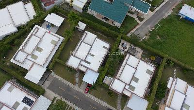 Casa de 3 alcobas en venta en El Eden, Armenia, 228 m² · foto 16 de 17