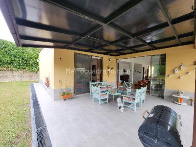 Casa de 3 alcobas en venta en El Eden, Armenia, 228 m² · foto 9 de 17