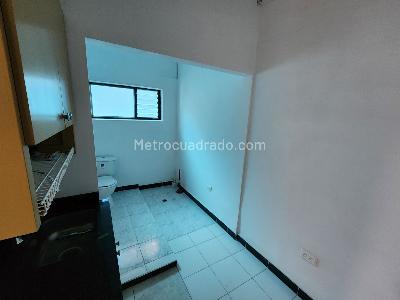 Casa de 4 alcobas en venta en Armenia, Armenia, 228 m² · foto 3 de 18