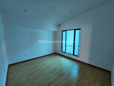 Casa de 4 alcobas en venta en Armenia, Armenia, 228 m² · foto 9 de 18