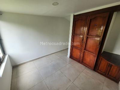 Casa de 3 alcobas en venta en Armenia, Armenia, 99 m² · foto 3 de 20