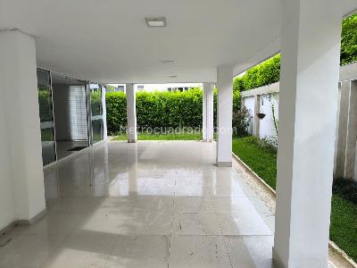 Casa de 5 alcobas en venta en Pance Av La Maria, Cali, 1073 m² · foto 6 de 20