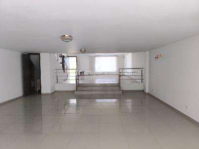 Casa de 5 alcobas en venta en Pance Av La Maria, Cali, 1073 m² · foto 5 de 20