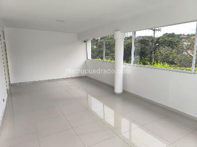 Casa de 5 alcobas en venta en Pance Av La Maria, Cali, 1073 m² · foto 13 de 20
