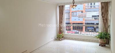 Apartamento en venta en Mirandela, Bogotá · foto 2 de 20