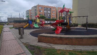 Apartamento en venta en Acanto, Mosquera · foto 3 de 20