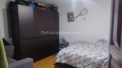 Casa de 5 alcobas en venta en Palo Blanco, Bogotá, 180 m² · foto 15 de 20