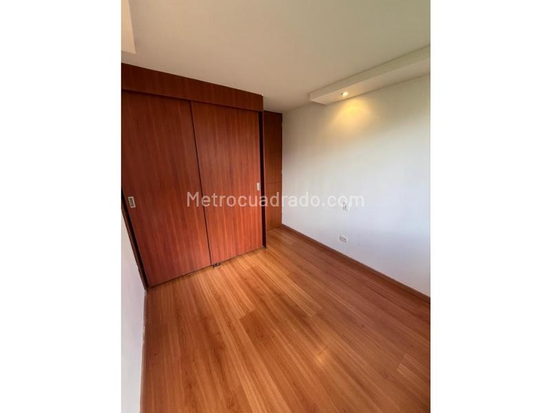Piso – Bogotá, Localidad Usaquén - Más