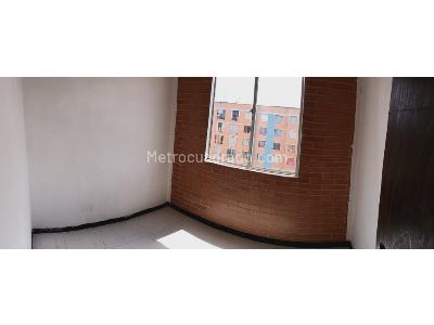 Apartamento de 3 alcobas en venta en San Mateo, Soacha, 45 m² · foto 2 de 13