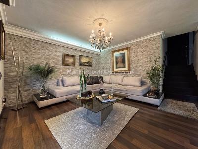 Casa de 4 alcobas en venta en Loma El Escobero Envigado, Envigado, 220 m² · foto 9 de 20
