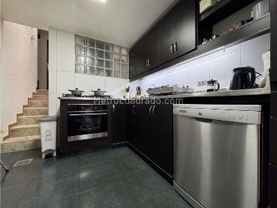 Casa de 4 alcobas en venta en Loma El Escobero Envigado, Envigado, 220 m² · foto 13 de 20