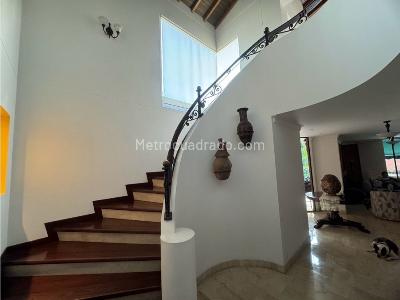 Casa de 4 alcobas en venta en Las Lomas El Poblado, Medellín, 310 m² · foto 20 de 20