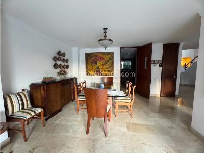 Casa de 4 alcobas en venta en Las Lomas El Poblado, Medellín, 310 m² · foto 15 de 20