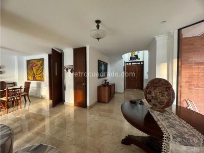 Casa de 4 alcobas en venta en Las Lomas El Poblado, Medellín, 310 m² · foto 16 de 20