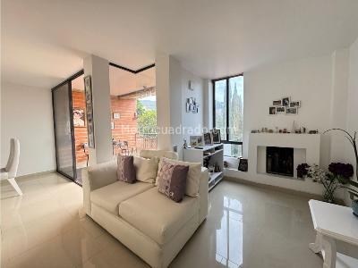 Casa de 5 alcobas en venta en Loma Las Brujas Envigado, Envigado, 404 m² · foto 7 de 20
