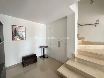 Casa de 5 alcobas en venta en Loma Las Brujas Envigado, Envigado, 404 m² · foto 18 de 20