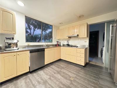 Casa de 4 alcobas en venta en Las Lomas El Poblado, Medellín, 362 m² · foto 15 de 20