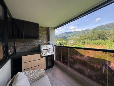 Apartamento de 4 alcobas en venta en Loma Las Brujas Envigado, Envigado, 167 m² · foto 4 de 20