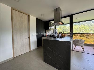 Apartamento de 4 alcobas en venta en Loma Las Brujas Envigado, Envigado, 167 m² · foto 12 de 20