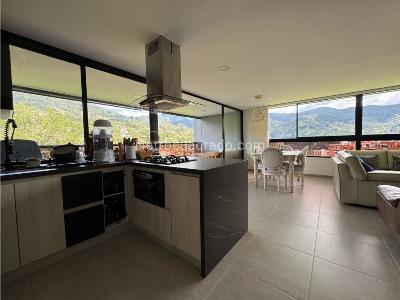Apartamento de 4 alcobas en venta en Loma Las Brujas Envigado, Envigado, 167 m² · foto 13 de 20