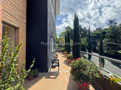 Apartamento de 3 alcobas en venta en Cumbres Envigado, Envigado, 66 m² · foto 2 de 18
