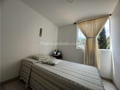 Apartamento de 3 alcobas en venta en Cumbres Envigado, Envigado, 66 m² · foto 14 de 18