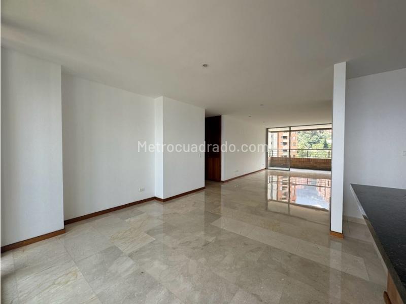 Apartamento Espectacular de 4 Alcobas en El Tesoro, El Poblado - 7