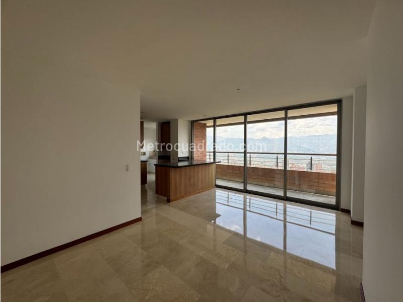 Apartamento Espectacular de 4 Alcobas en El Tesoro, El Poblado - 8