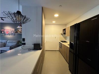 Apartamento de 1 alcoba en venta en Loma Las Brujas Envigado, Envigado, 80 m² · foto 7 de 20