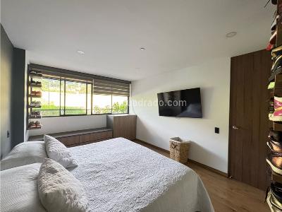 Apartamento de 1 alcoba en venta en Loma Las Brujas Envigado, Envigado, 80 m² · foto 18 de 20