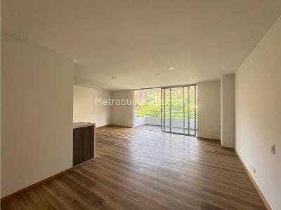 Apartamento de 3 alcobas en venta en Loma Las Brujas Envigado, Envigado, 125 m² · foto 7 de 20