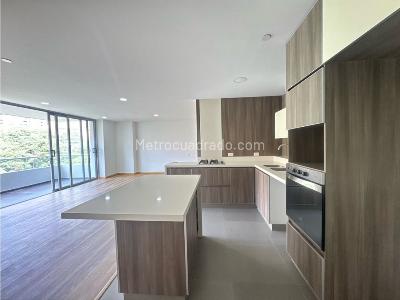 Apartamento de 3 alcobas en venta en Loma Las Brujas Envigado, Envigado, 125 m² · foto 11 de 20