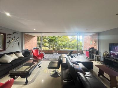 Apartamento de 4 alcobas en venta en Loma Benedictinos Envigado, Envigado, 180 m² · foto 2 de 20