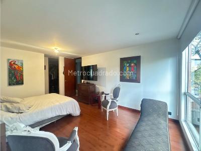 Apartamento de 4 alcobas en venta en Loma Benedictinos Envigado, Envigado, 180 m² · foto 17 de 20