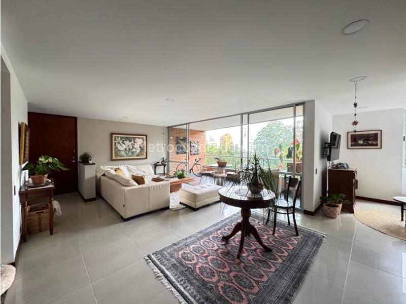 Piso – Envigado, Valle de Aburrá - Vista 2