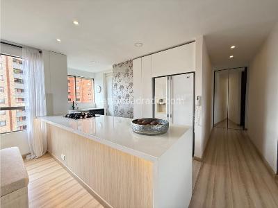 Apartamento de 4 alcobas en venta en Las Santas El Poblado, Medellín, 145 m² · foto 13 de 20