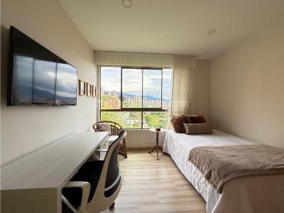 Apartamento de 4 alcobas en venta en Las Santas El Poblado, Medellín, 145 m² · foto 18 de 20
