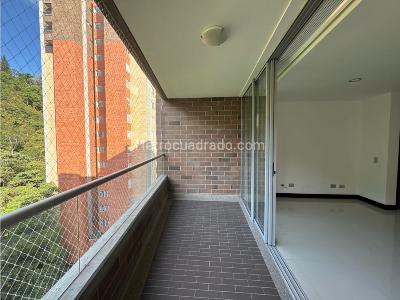 Apartamento de 3 alcobas en venta en Camino Verde Envigado, Envigado, 110 m² · foto 3 de 20