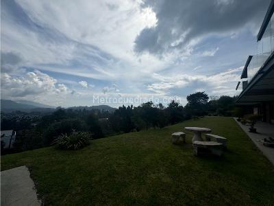 Casa de 4 alcobas en venta en Las Palmas El Poblado, Medellín · foto 7 de 20